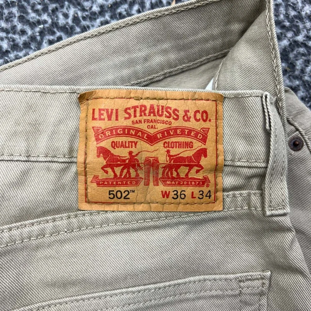Levi Strauss 502 Chino Pants Men 38x34 Khaki Tan Straight Cotton Blend